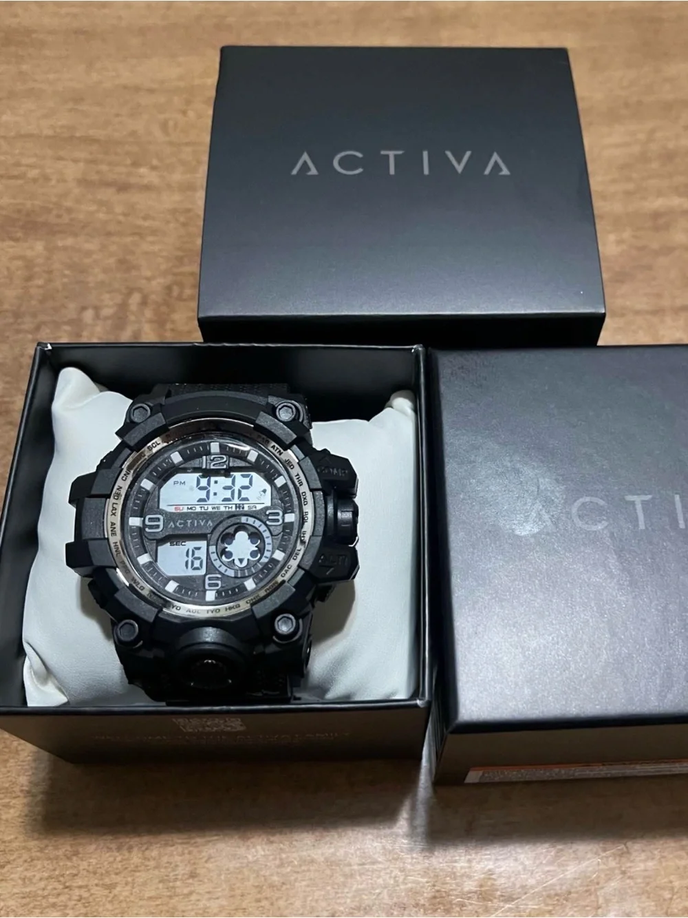 Activa Endurance X Invicta Men's Digital Watch - 54.5mm. Black with white